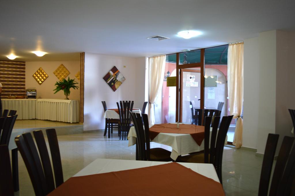 South Beach Hotel - New Management And Free Beach Access Tsarevo Eksteriør billede