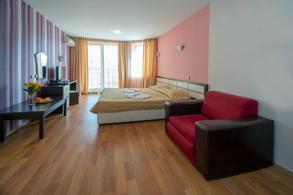 South Beach Hotel - New Management And Free Beach Access Tsarevo Eksteriør billede